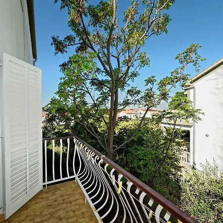 بيت ضيافة Danijela Rab