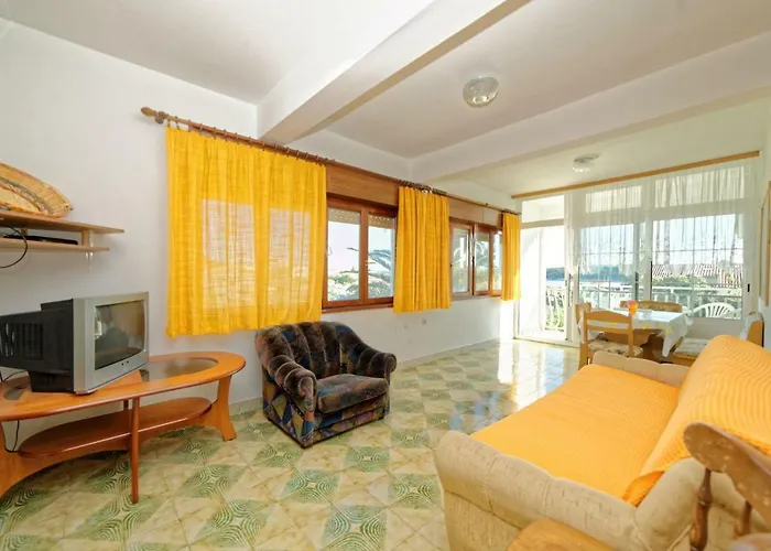 Danijela Rab 3* Barbat na Rabu